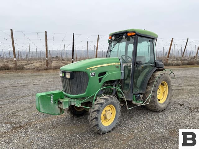 Image of John Deere 5093EN equipment image 2