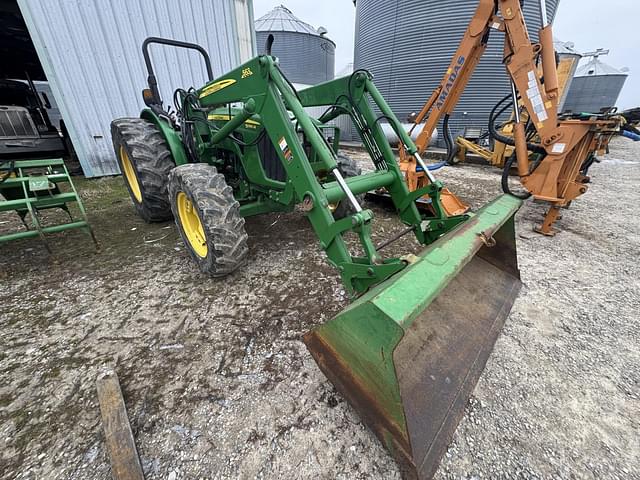 Image of John Deere 5095M equipment image 3