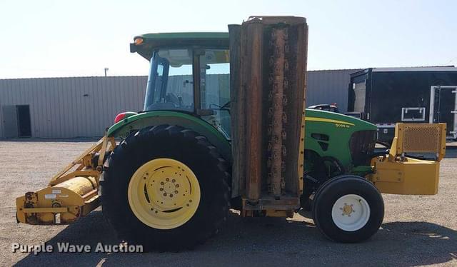 Image of John Deere 5095M equipment image 3