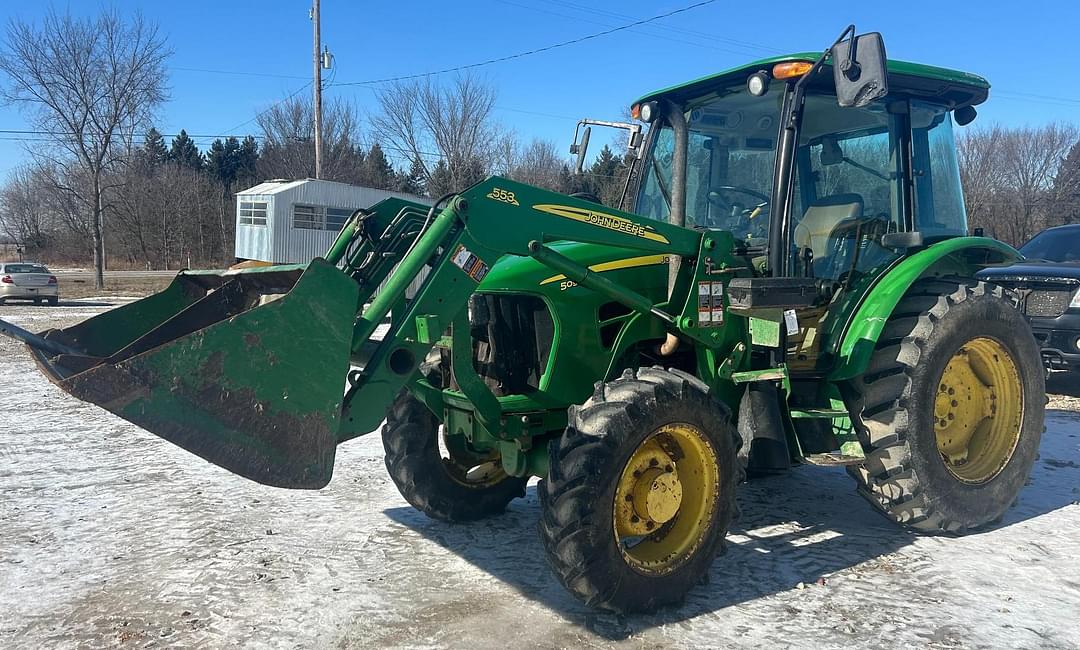 Image of John Deere 5095M Primary image