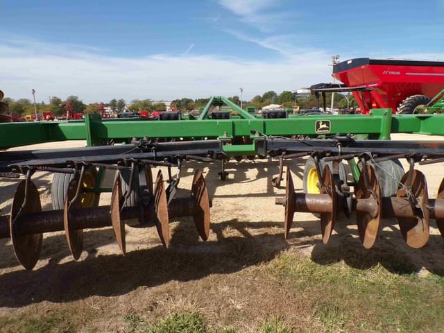 Image of John Deere 510 equipment image 4
