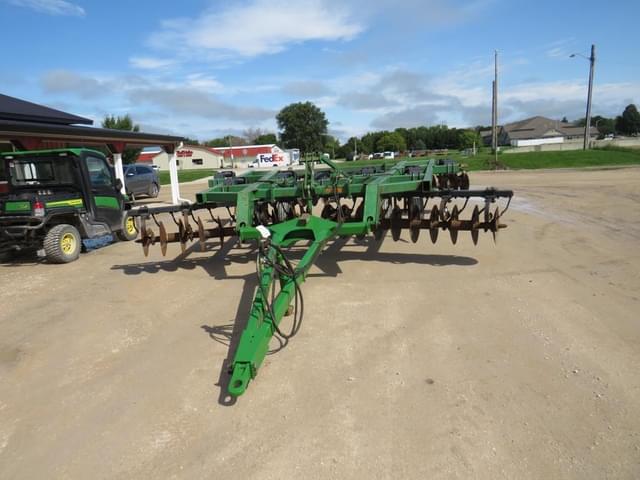 Image of John Deere 510 equipment image 1