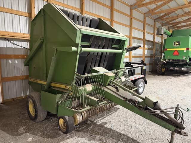 Image of John Deere 510 equipment image 1