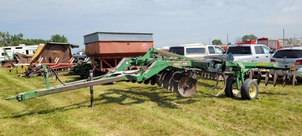 Image of John Deere 510 Primary image