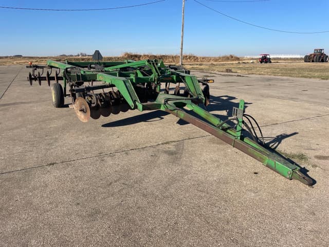 Image of John Deere 510 equipment image 1