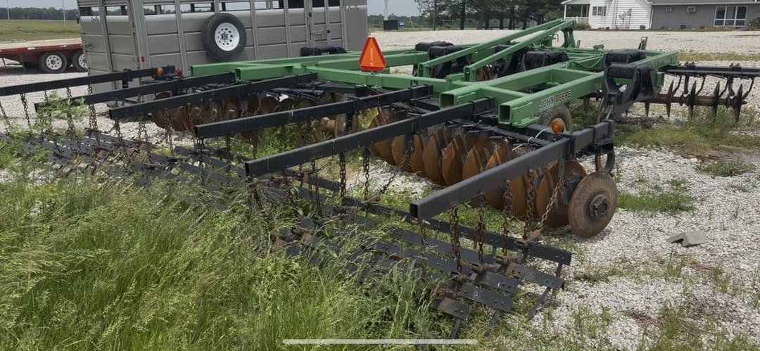Image of John Deere 510 Image 1
