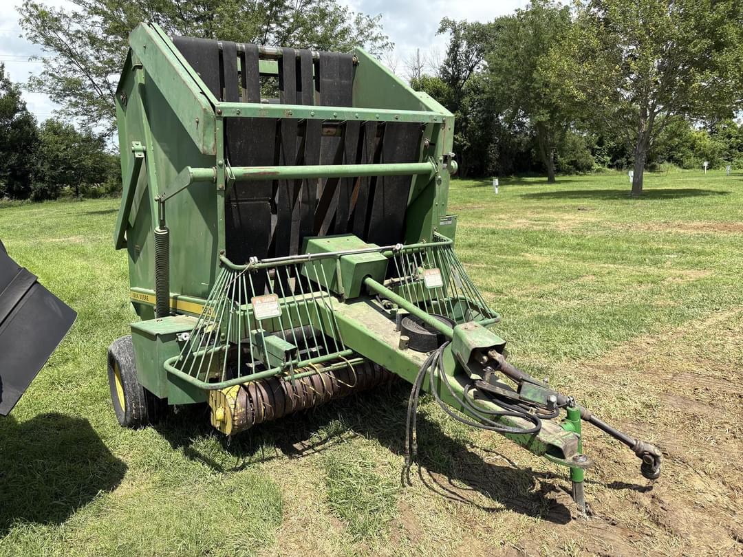 Image of John Deere 510 Primary image