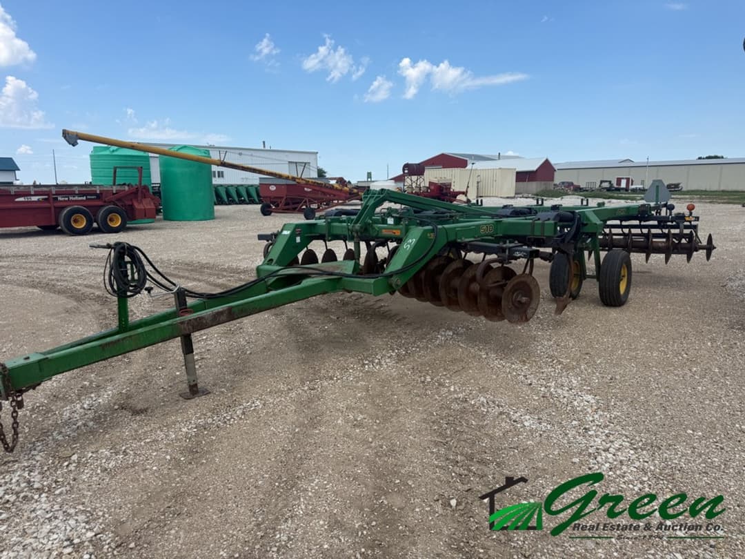 Image of John Deere 510 Primary image
