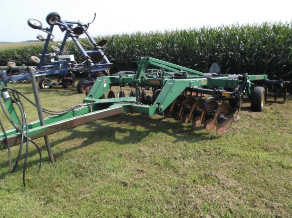 John Deere 510 Equipment Image0