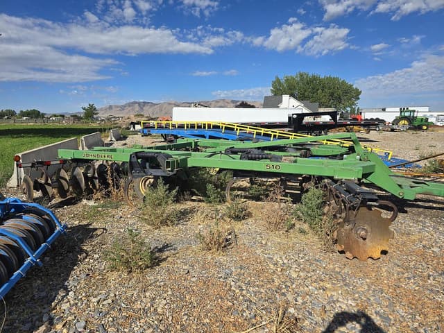 Image of John Deere 510 equipment image 2