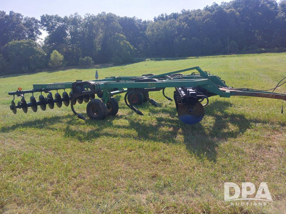 Image of John Deere 510 Primary image