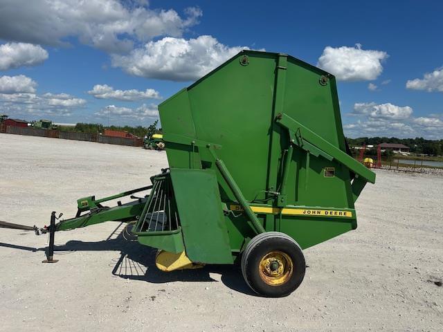 Image of John Deere 510 equipment image 1
