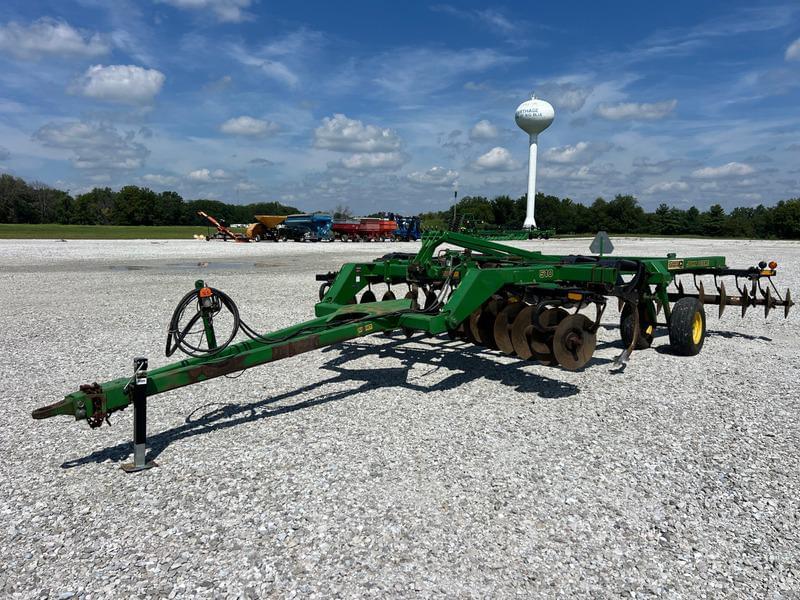 Image of John Deere 510 Primary image