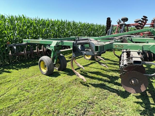 Image of John Deere 510 equipment image 3
