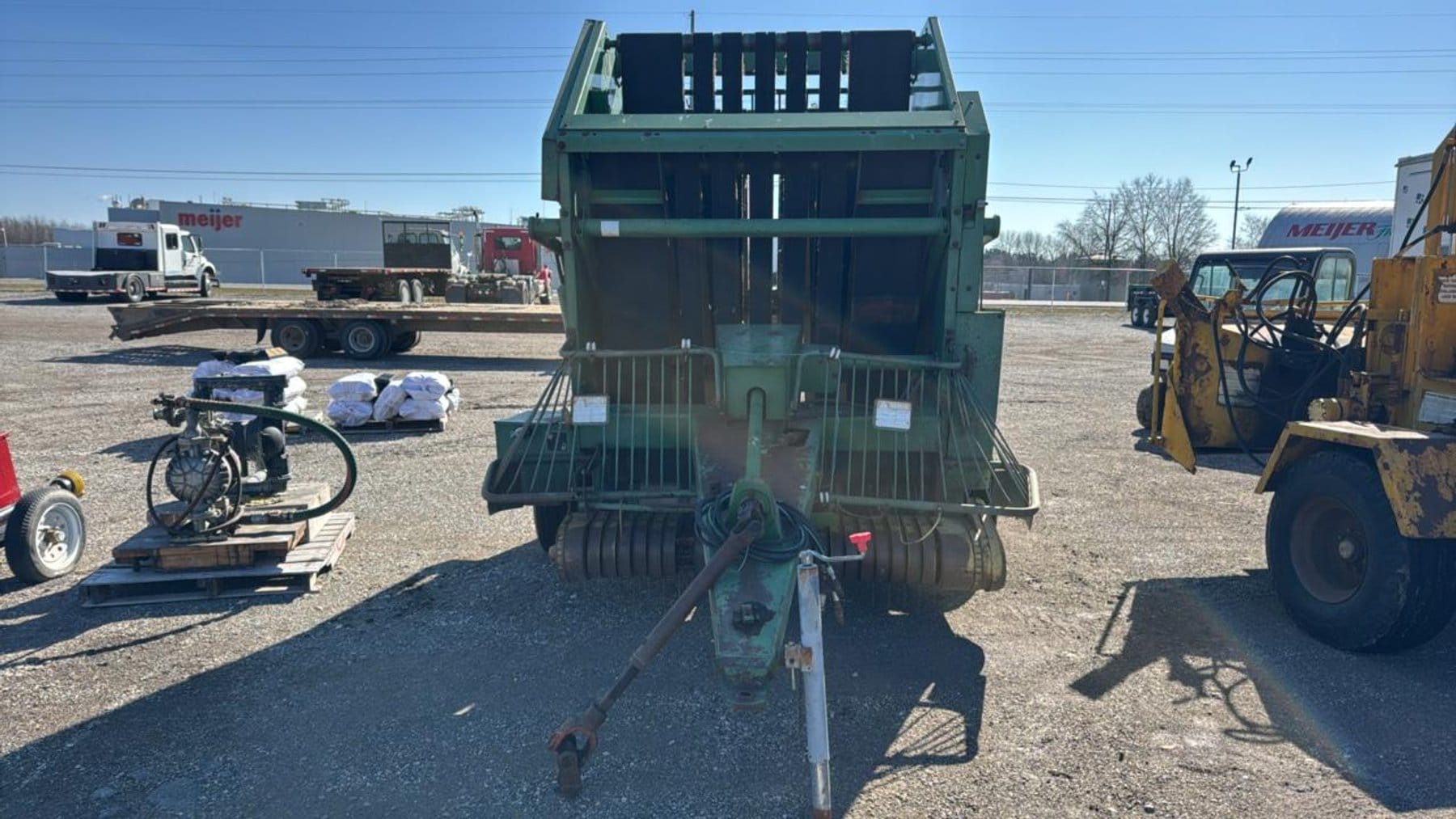 John Deere 510 Equipment Image0