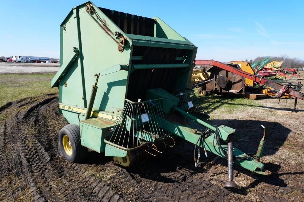 John Deere 510 Equipment Image0