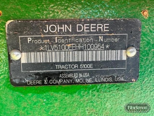 Image of John Deere 5100E equipment image 3
