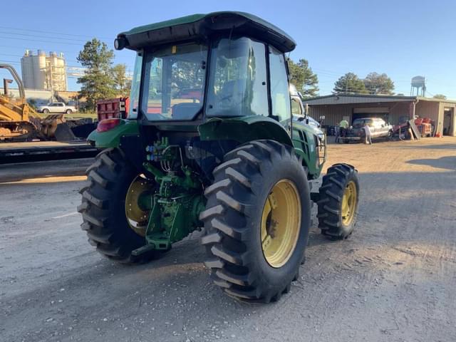 Image of John Deere 5100E equipment image 4