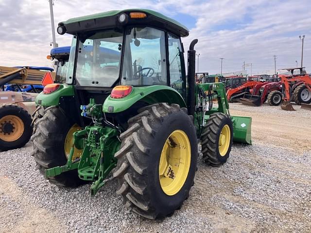 Image of John Deere 5100E equipment image 2