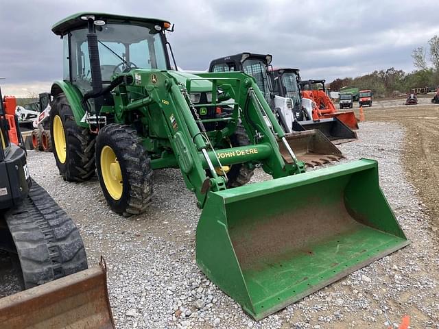 Image of John Deere 5100E equipment image 1