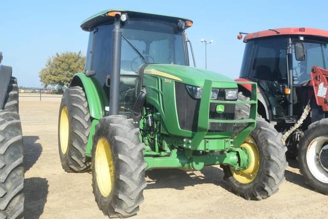 Image of John Deere 5100E equipment image 3