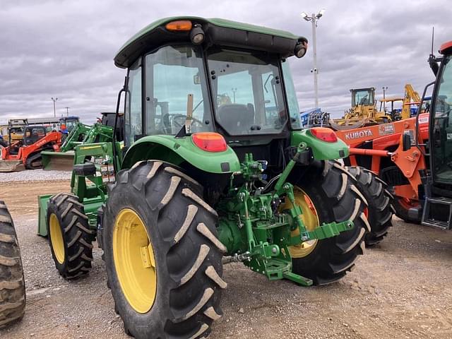 Image of John Deere 5100E equipment image 3