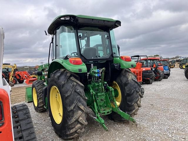 Image of John Deere 5100E equipment image 3