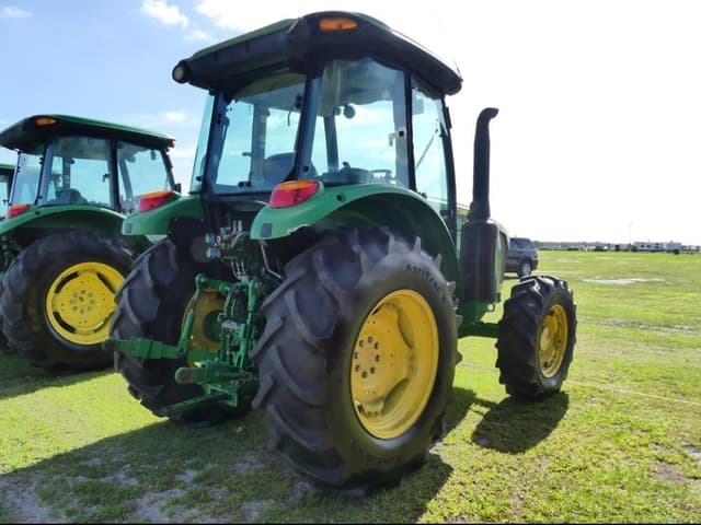 Image of John Deere 5100E equipment image 2
