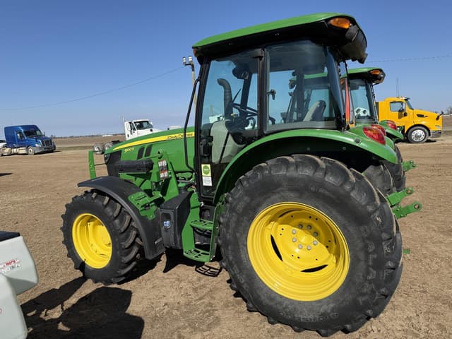 Image of John Deere 5100E equipment image 2