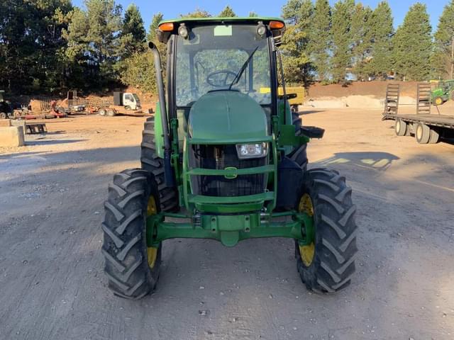 Image of John Deere 5100E equipment image 1