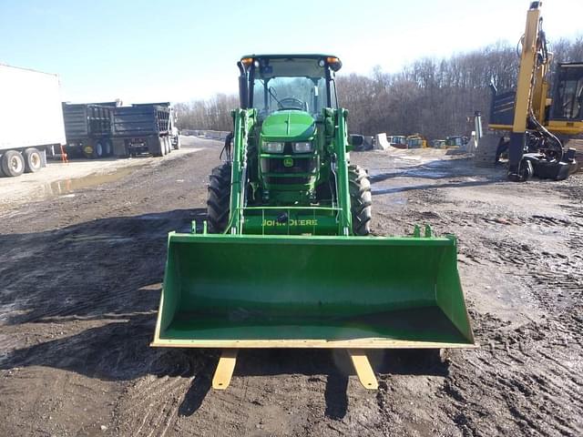 Image of John Deere 5100E equipment image 1