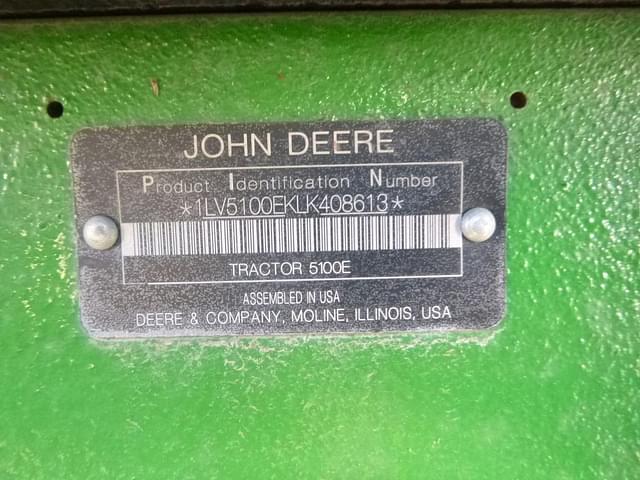 Image of John Deere 5100E equipment image 4