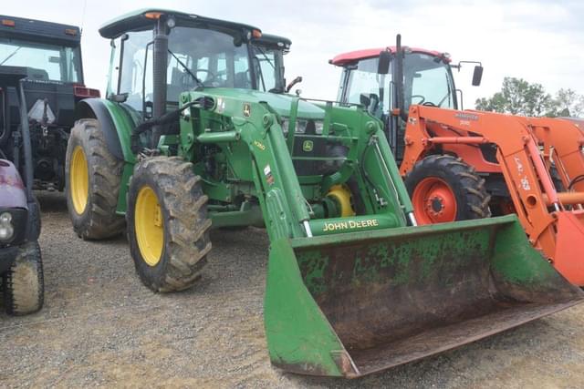 Image of John Deere 5100E equipment image 4