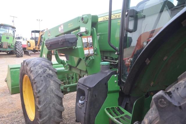 Image of John Deere 5100E equipment image 1