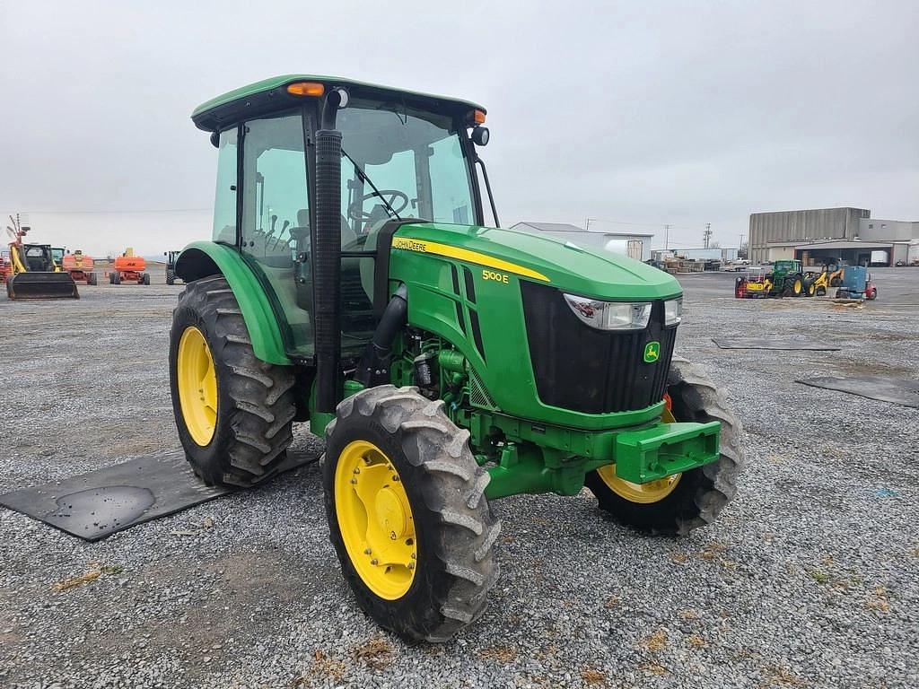 Image of John Deere 5100E Primary image