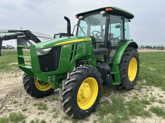 John Deere 5100E Equipment Image0