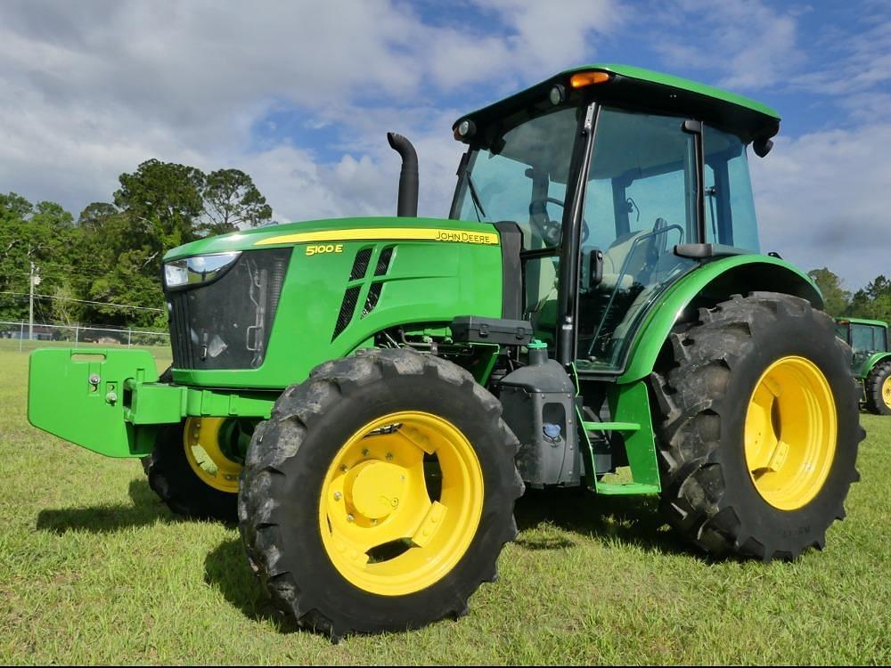 Image of John Deere 5100E Primary image