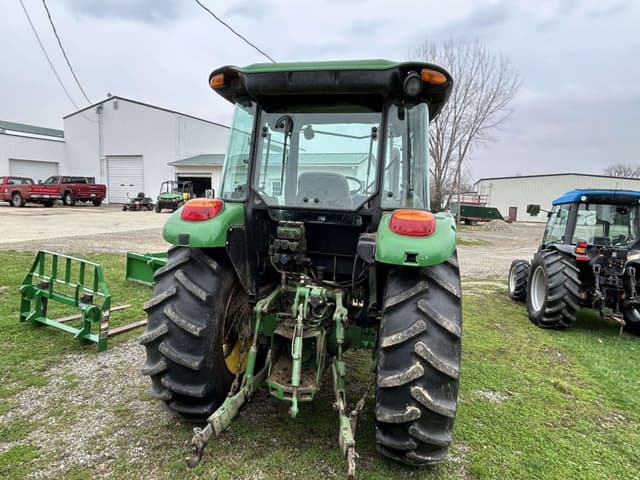 Image of John Deere 5100E equipment image 3
