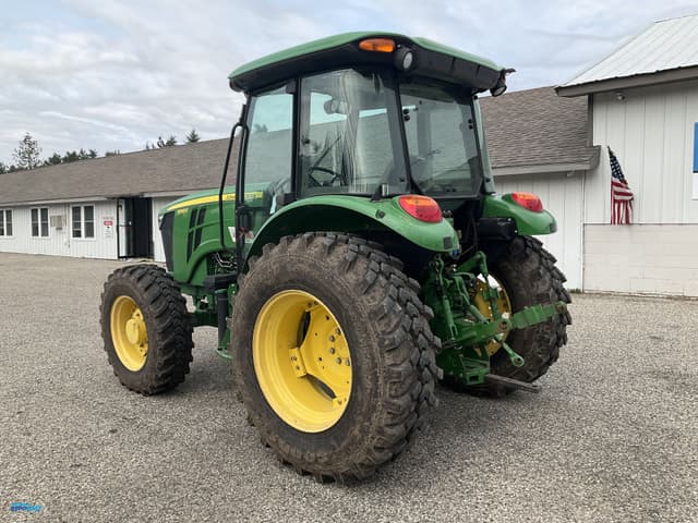 Image of John Deere 5100E equipment image 2
