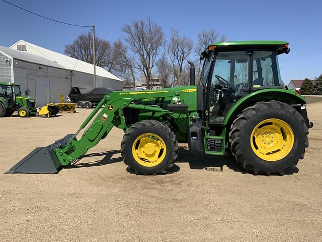 Image of John Deere 5100E equipment image 1