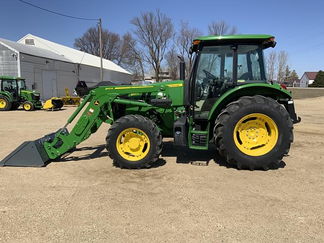 Image of John Deere 5100E equipment image 2