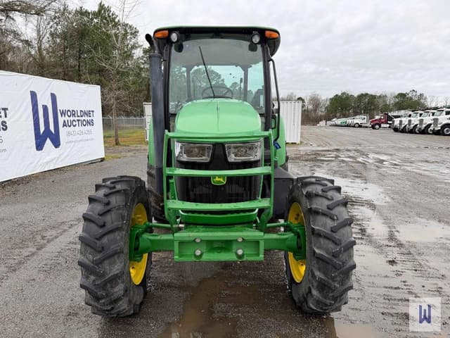 Image of John Deere 5100E equipment image 2