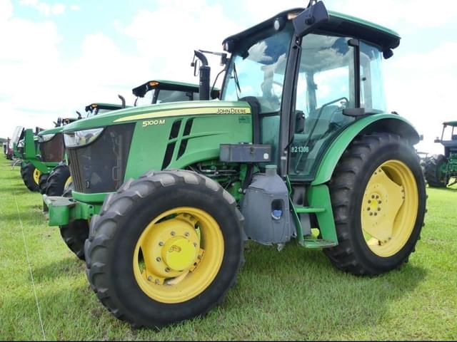 Image of John Deere 5100M equipment image 1