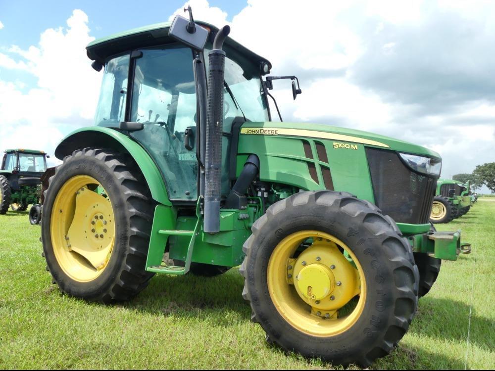 Image of John Deere 5100M Primary image