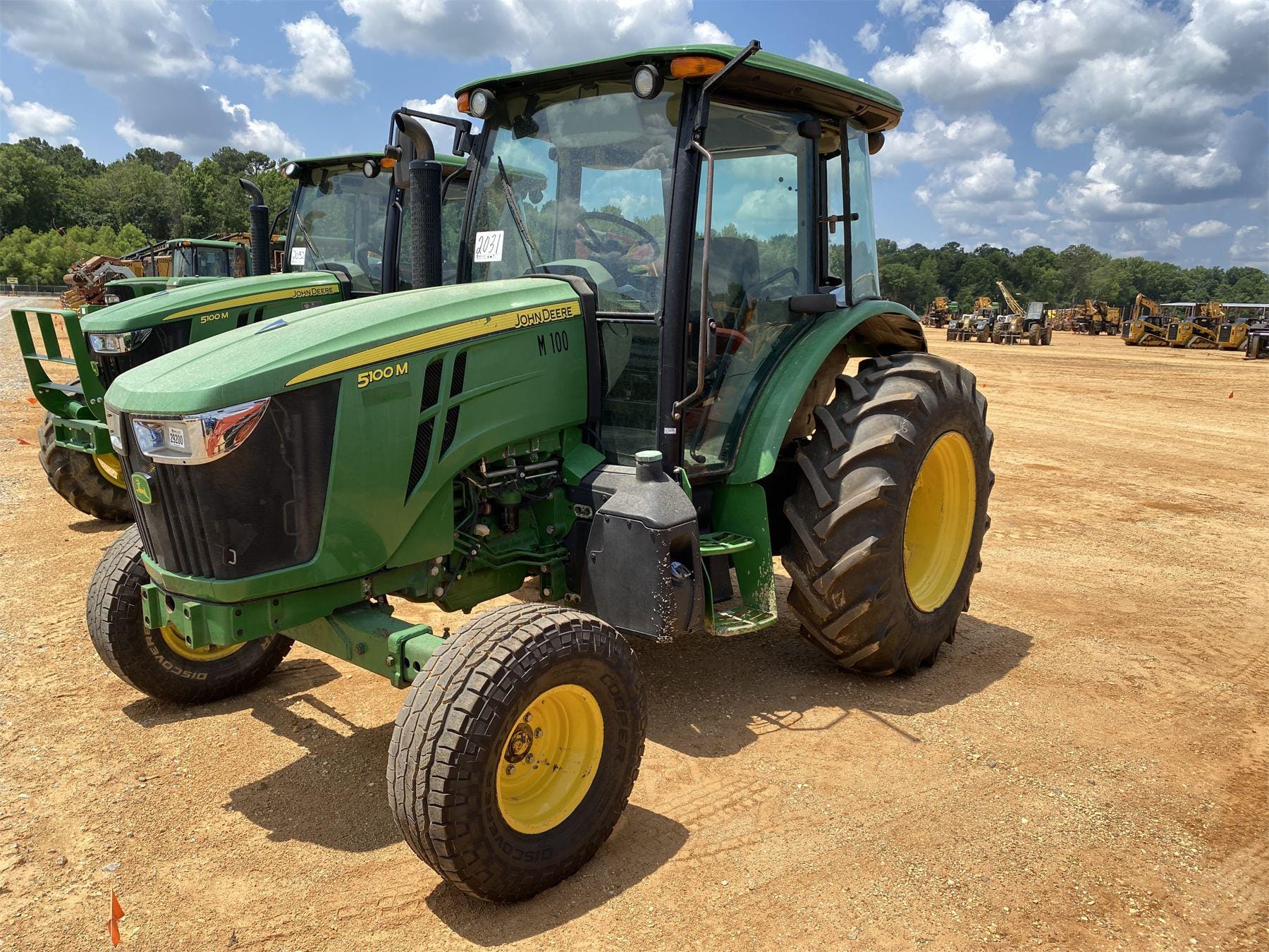 Main image John Deere 5100M