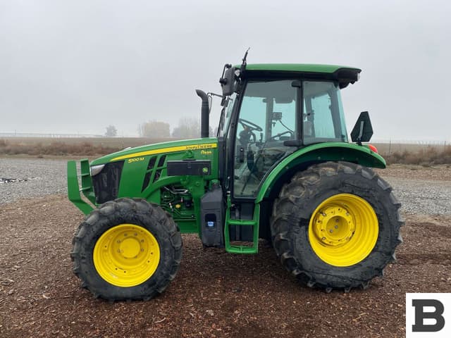 Image of John Deere 5100M equipment image 2