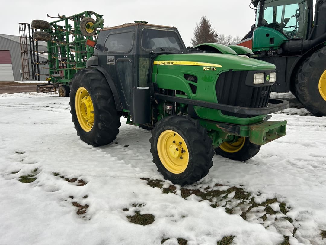 Image of John Deere 5101EN Primary image