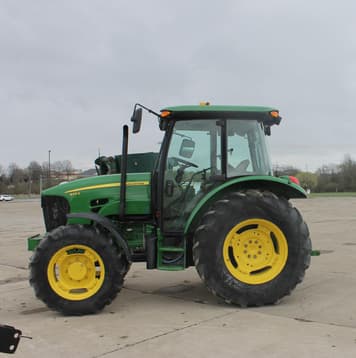 Main image John Deere 5101E