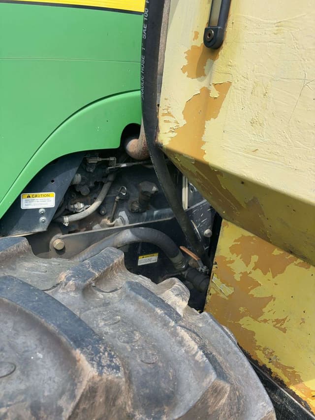 Image of John Deere 5101E equipment image 3