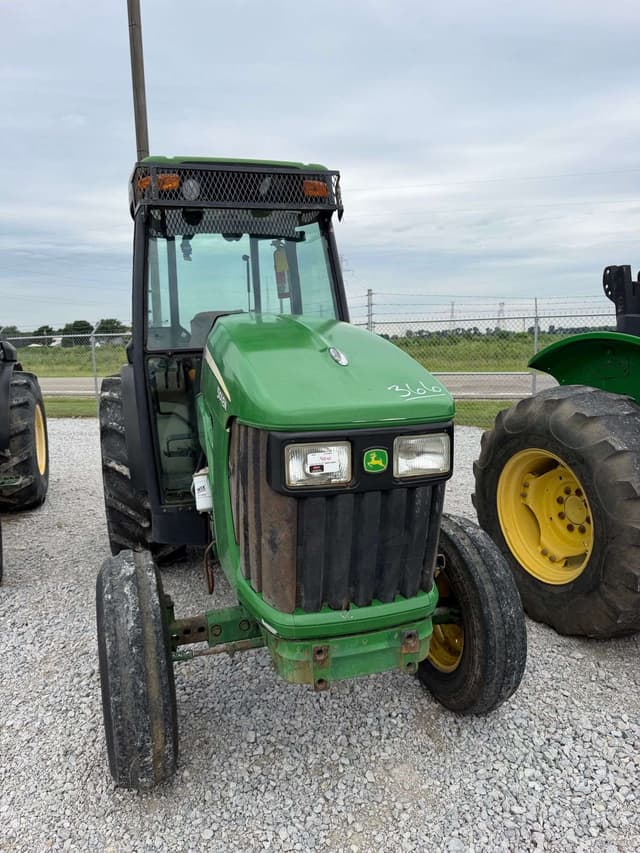 Image of John Deere 5101EN equipment image 2